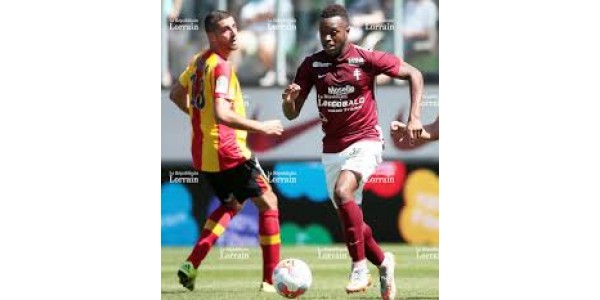 Doukouré dołącza do Paris Saint-Germain z niewielkimi szansami